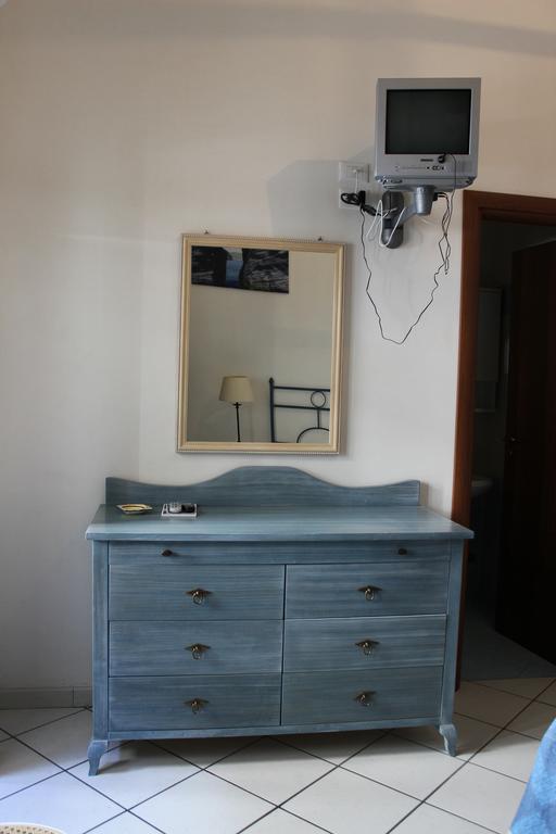 Case Vacanze S. Anna Lípara Quarto foto
