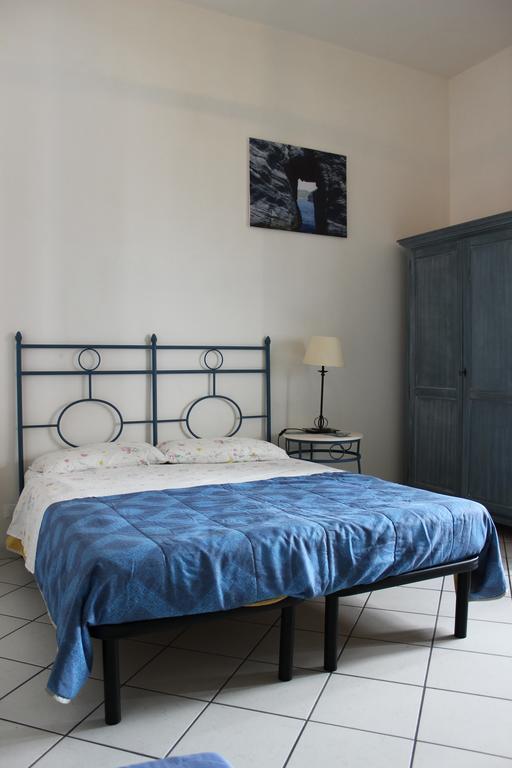 Case Vacanze S. Anna Lípara Quarto foto
