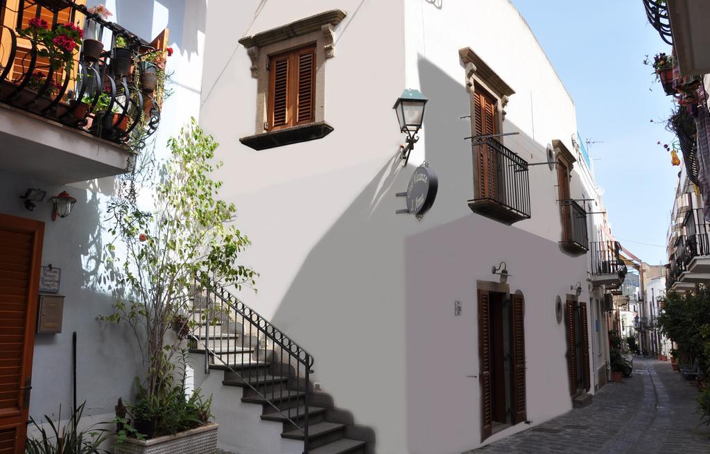 Case Vacanze S. Anna Lípara Exterior foto